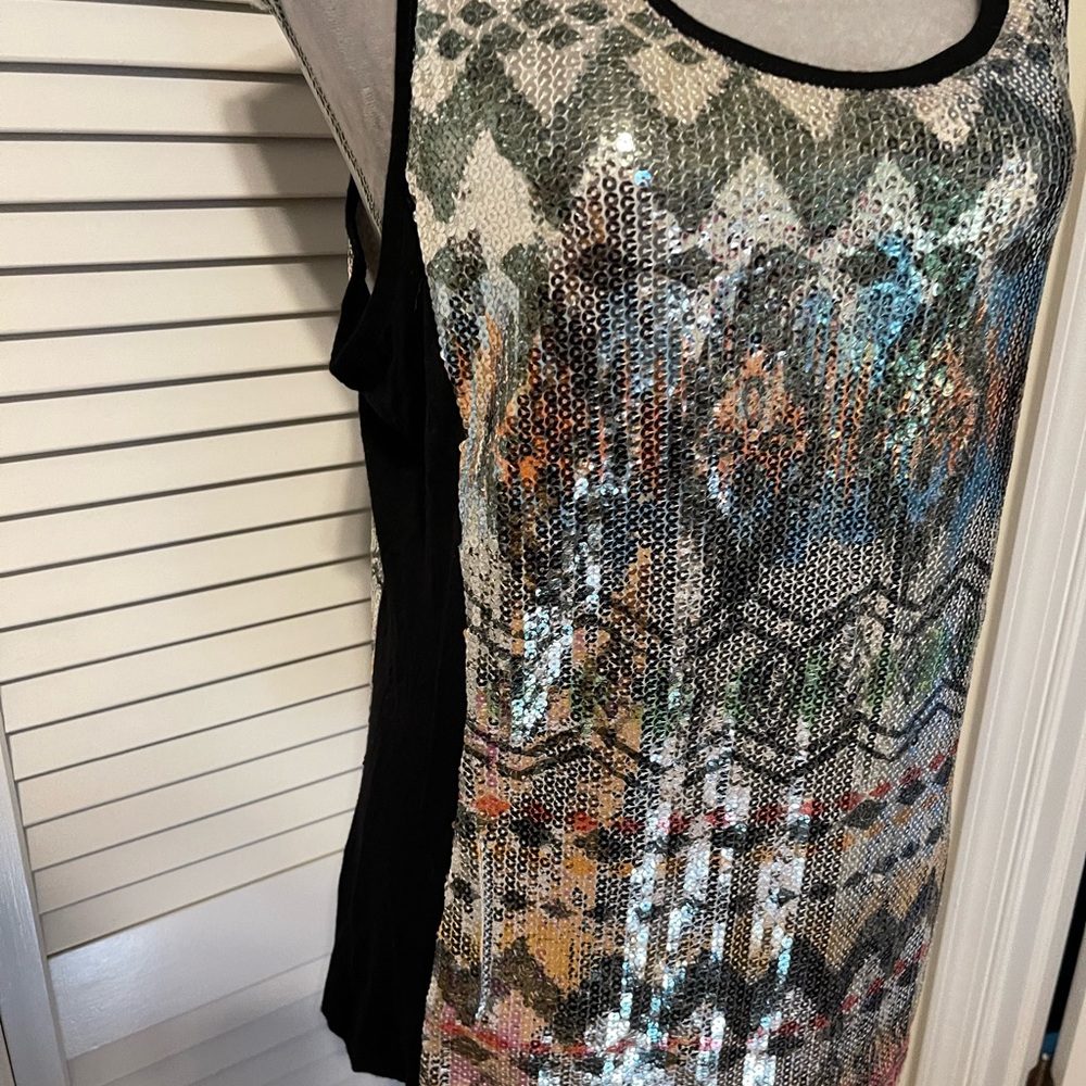 Sequin Patterned Racerback Blouse - Multicolor - Picture 2 of 7